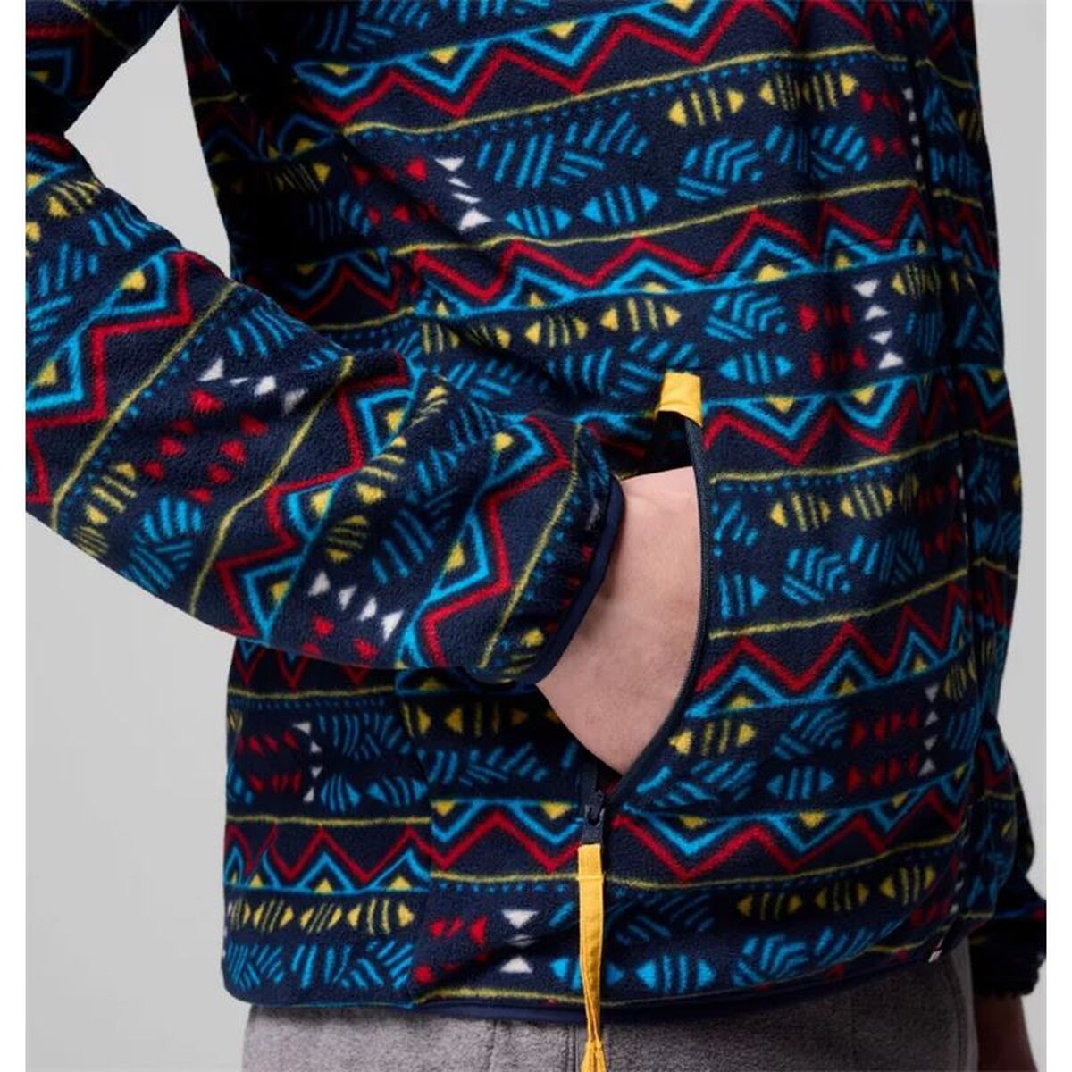 V2H0EB409477E9A2DF6093996A8A4095ED7R7640579P5