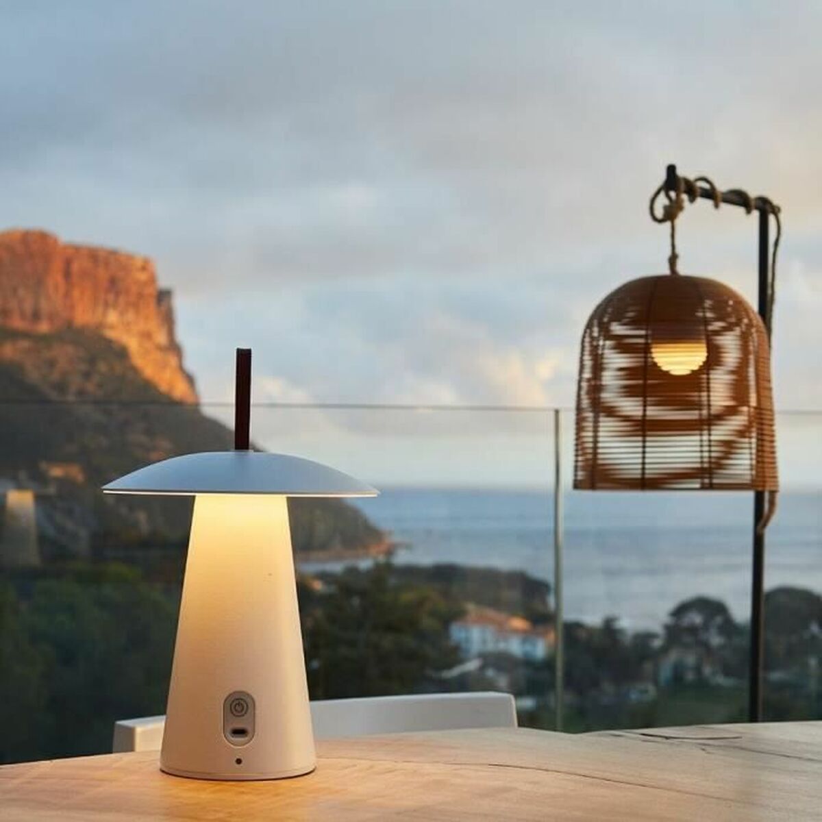 V7HD7CA5C005888548F9A56007F2CE6FB15R7343350P5