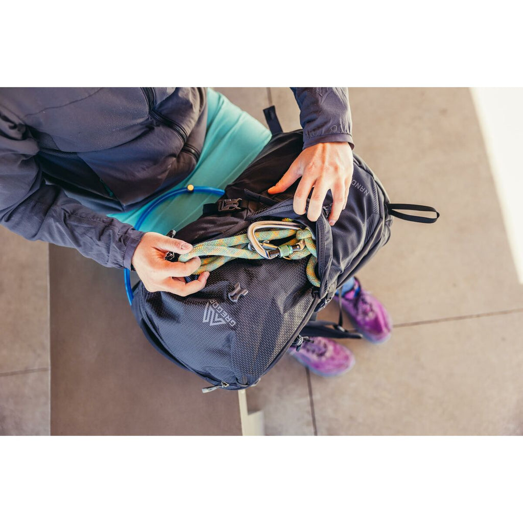 V5H474C2A331C63E0DE8B804F401BB3FD00R6420957P4