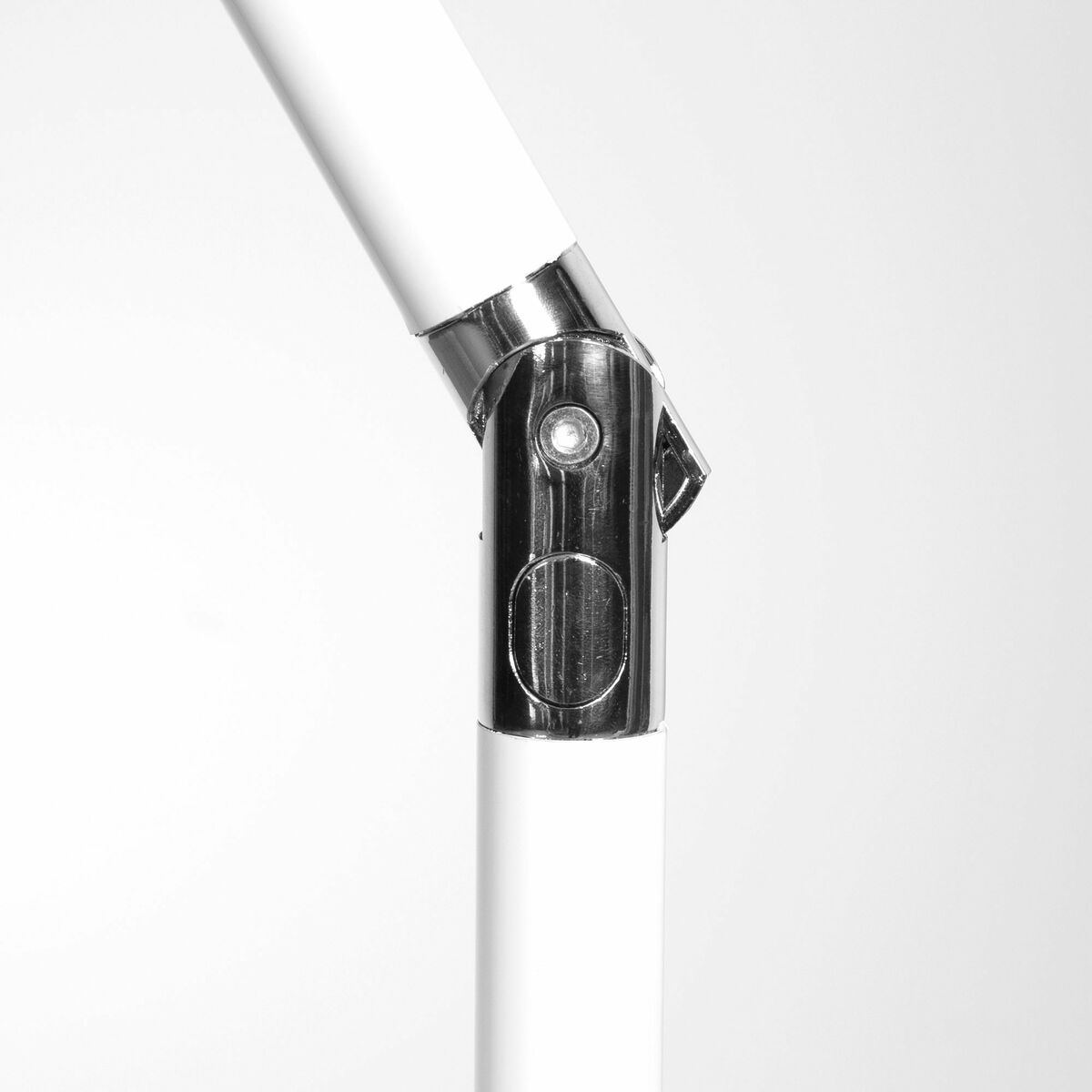 V8HB68ED950119289AC8FAB7E1FC7ABCB18R6406109P6