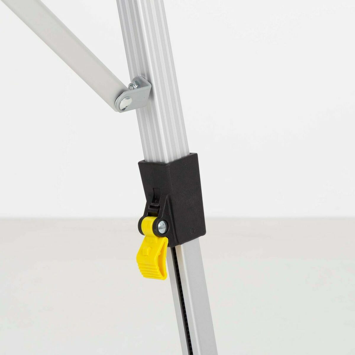 V7HB3D12EE59C7C9D471E2F95C4D7D37326R5424350P5